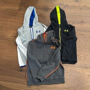 Youth medium under Armour hoodie/jacket/hoodie
